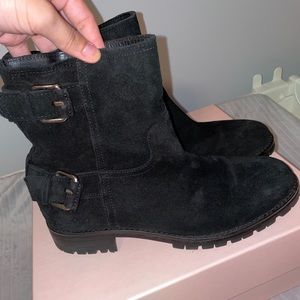 Massimo Dutti size 38 us 7 suede black boots